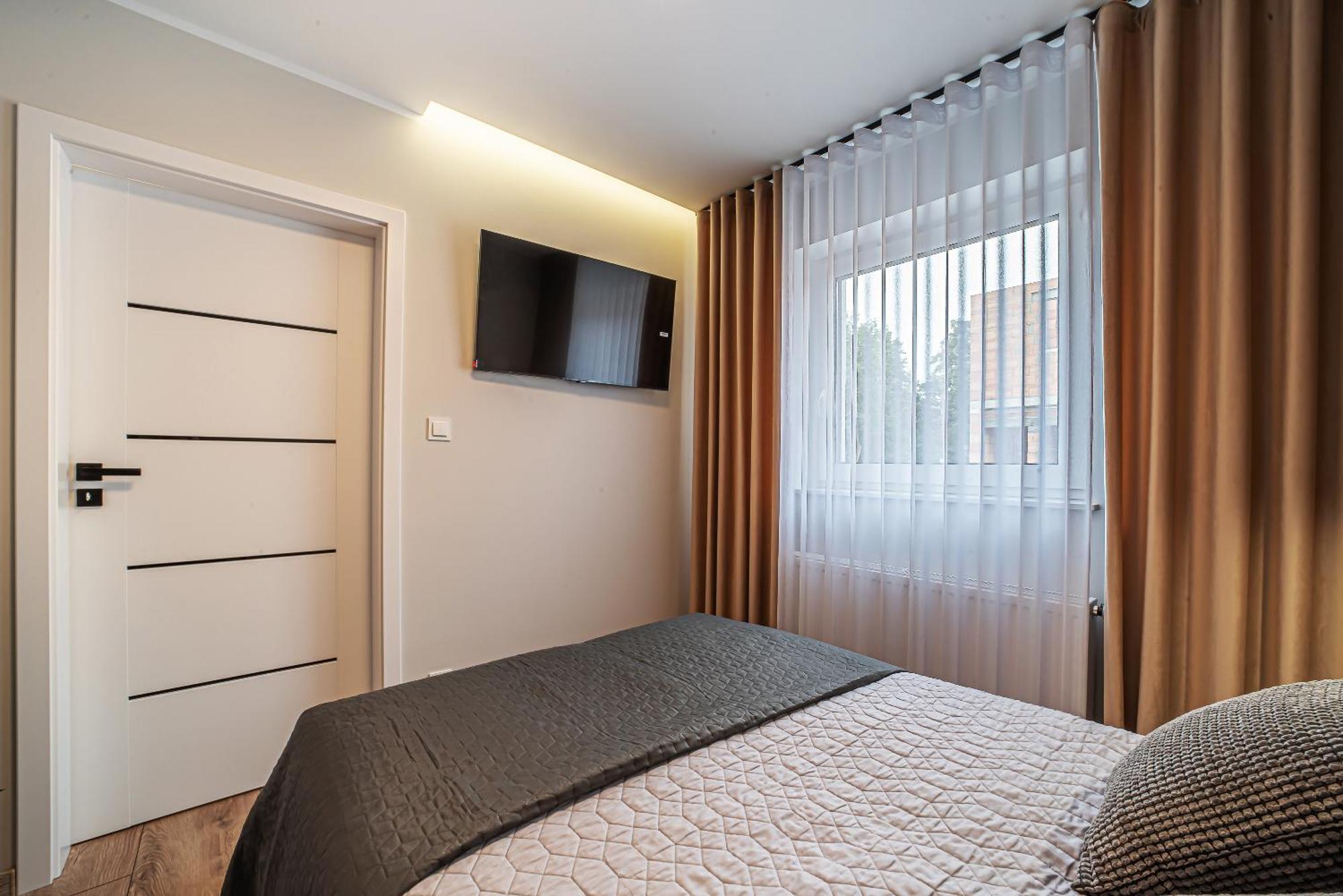 Apartament Labradoryt, Klimatyzacja, Parking Priv بوليسلافيتش المظهر الخارجي الصورة