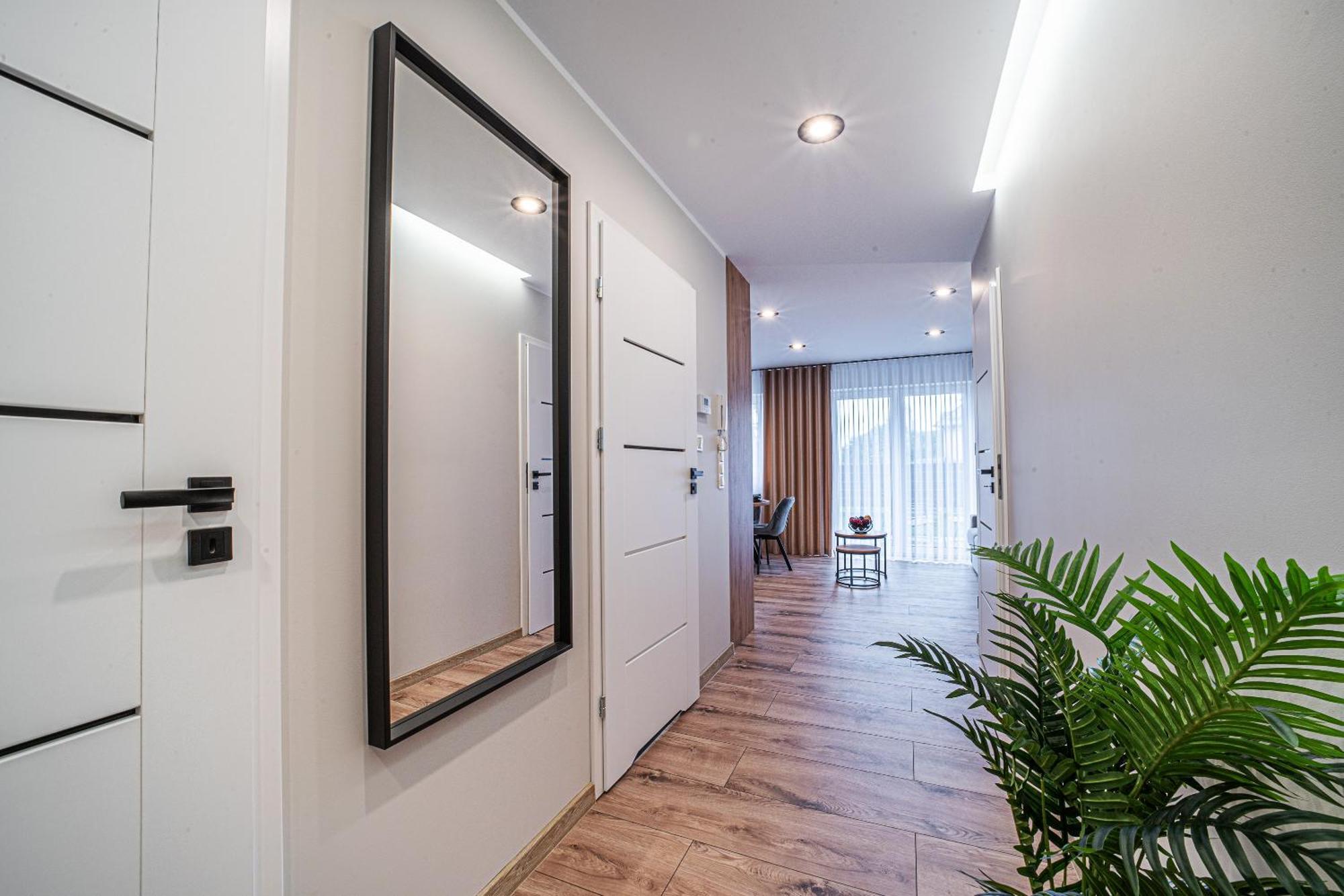 Apartament Labradoryt, Klimatyzacja, Parking Priv بوليسلافيتش المظهر الخارجي الصورة